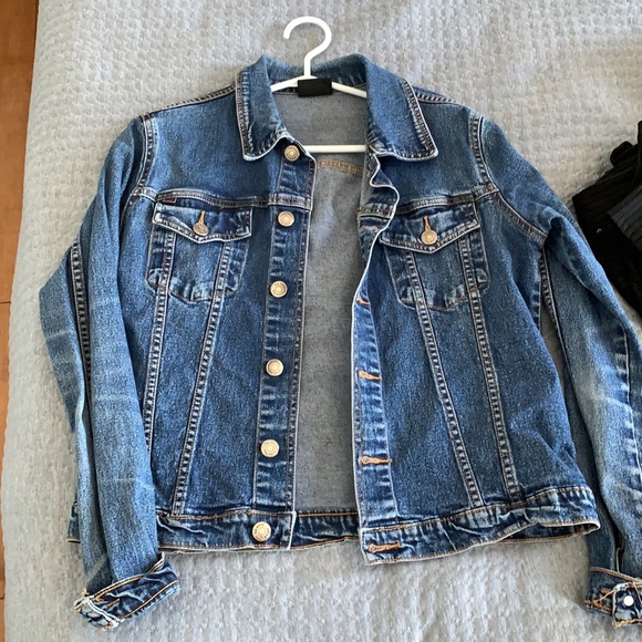 Jean jacket - Picture 2 of 3